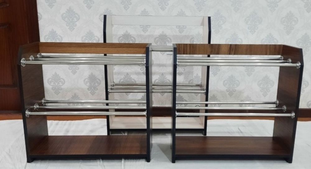 Oyoqkiyim uchun podstavka