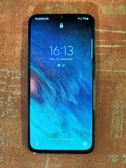 Samsung a40 (4/64gb)