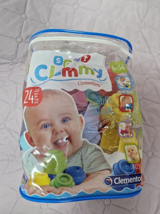 Лот играчки за бебе