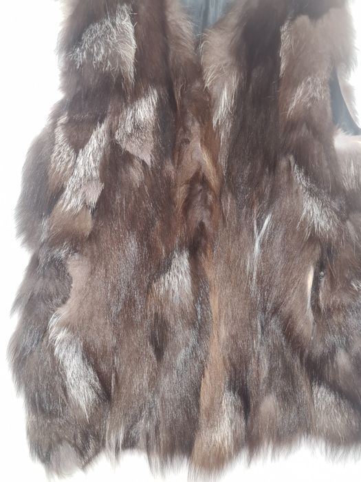 Продавам елек естествен косъм