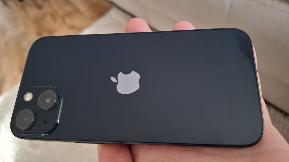 iPhone 13 128GB Midnight Blue