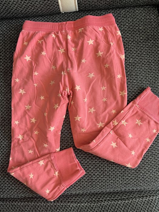 Анцуг Zara