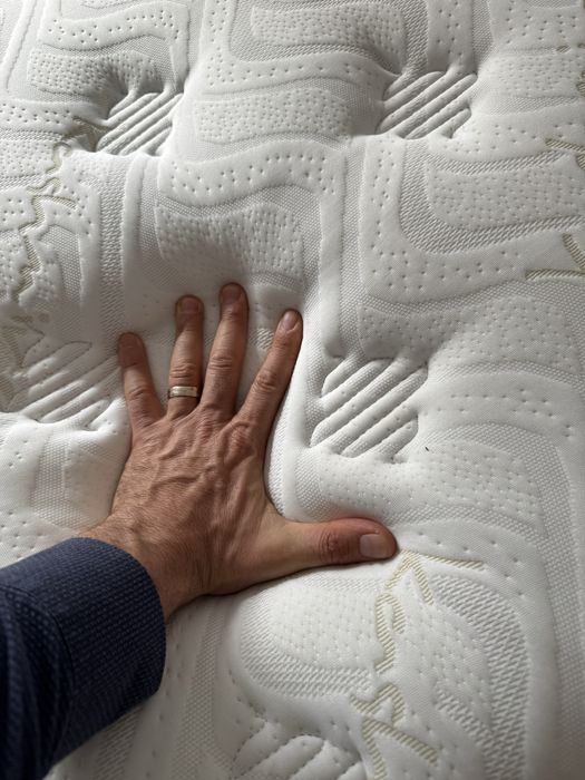 Saltea 180x200 cu topper inclus, PREMIUM, noua