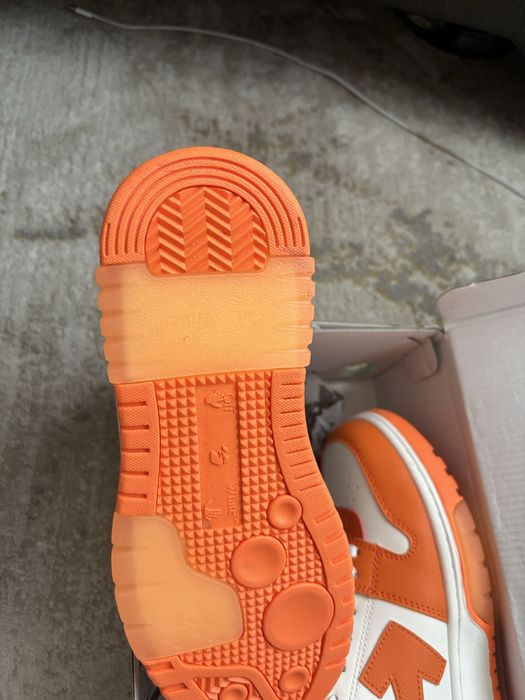 OFF-White Out Of Office