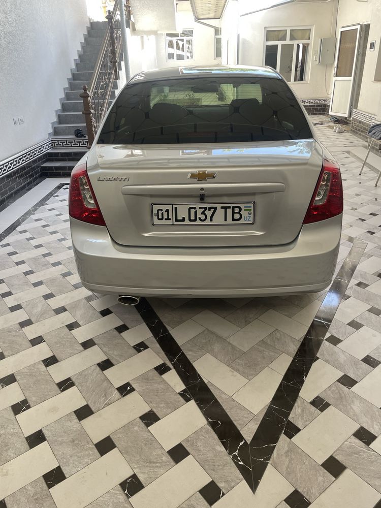 Срочно прадается ласетти жентра