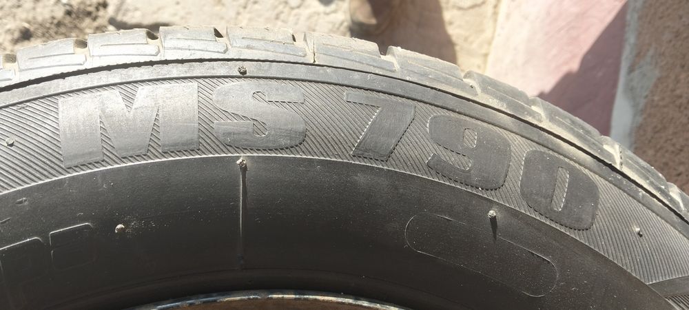 Vând set anvelope MS 205/65/15 91T dor 2023 preț fix 300 lei.