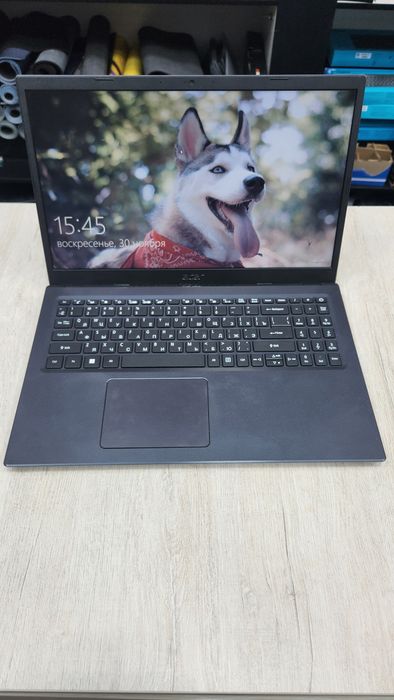 Acer Extensa 15 ofisnoy noutbuk