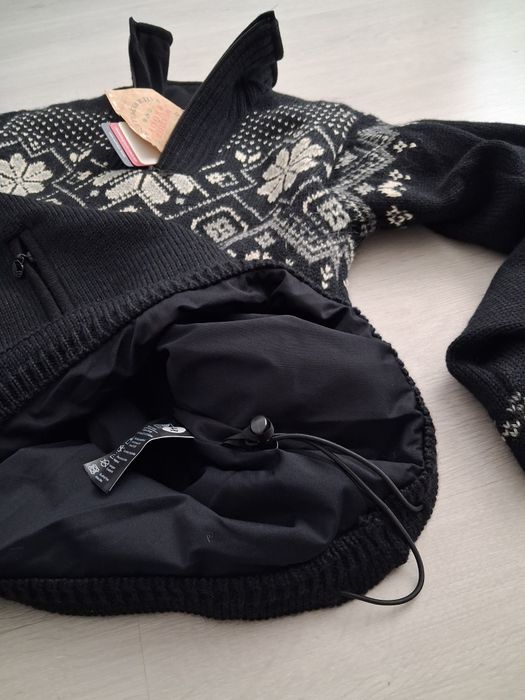 Vand Pulover Gros Norvegia  Nou cu Eticheta  marime S Barbati