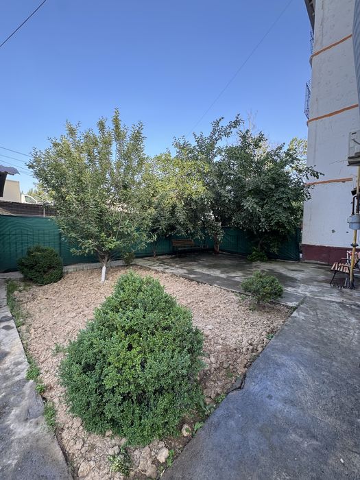 Manzil:  ShayhonToxur tumani Charxnovza 18dom. Mo’ljal tamojnaya insit