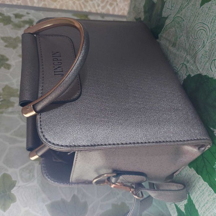 Продам сумки на повседневку