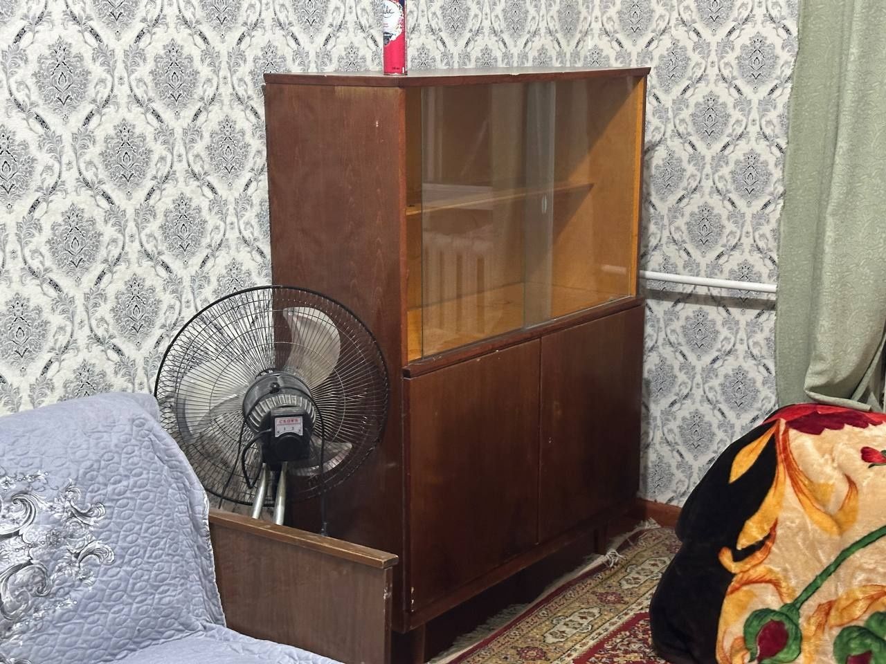 Продам мебель. Диван. Шифоньер. Сервант