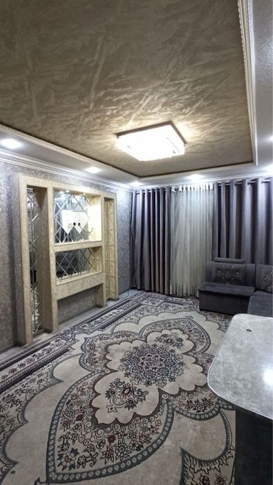 Chorsu kitob dokoni tepasi 3 hona srochno sotiladi remonti yahshi