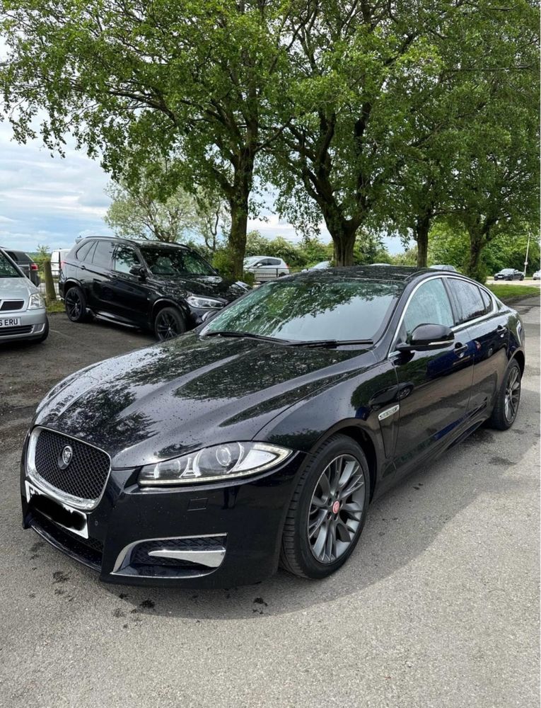 Capota Jaguar XF X250 Facelift