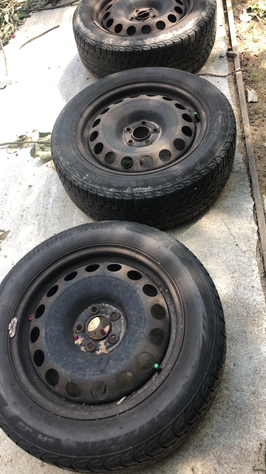Set Roti iarna R16 Bridgestone tabla/otel ET42 5x110