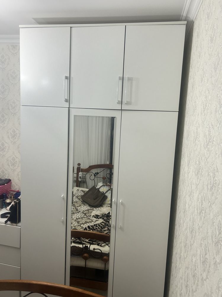 Шифоньер для всей семьи в любую комнату для одежды