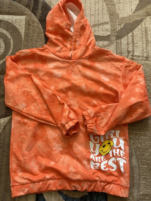 Одежда на девочку в отличном состоянии