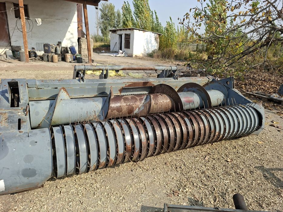 Падборщек жатка комбайн