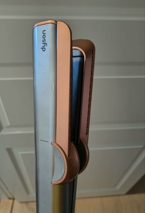 Dyson,placa de indreptat parul
