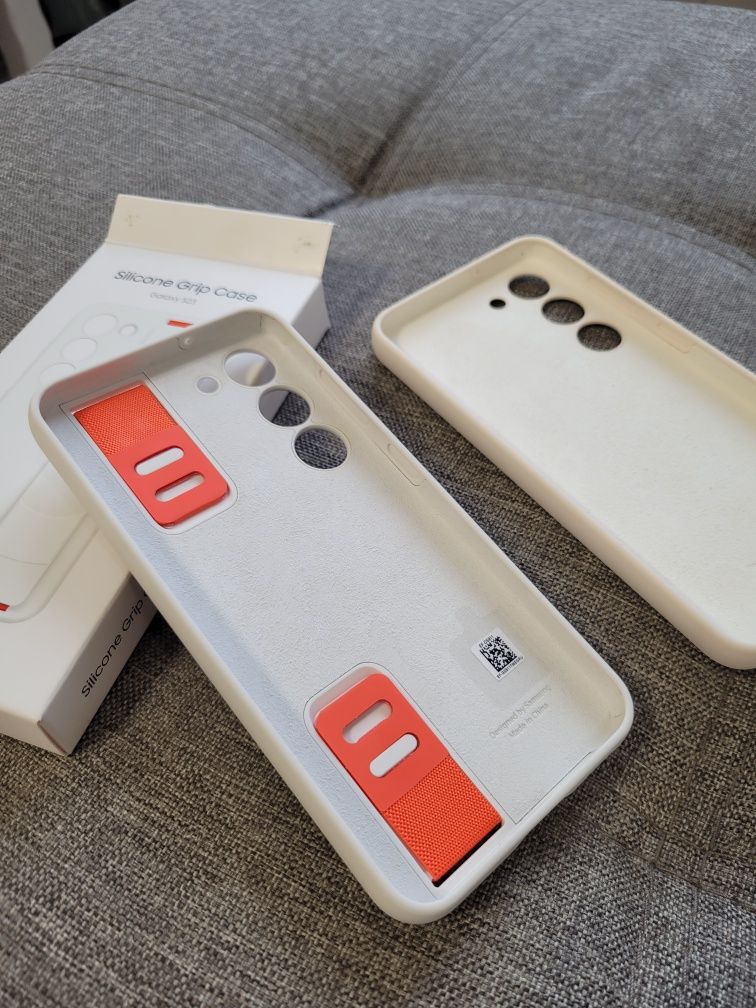 Два чехла Galaxy S23 [оригинал]