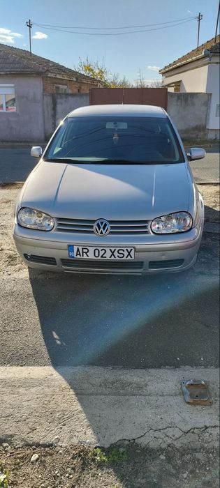 Golf 4  1.6 benzina