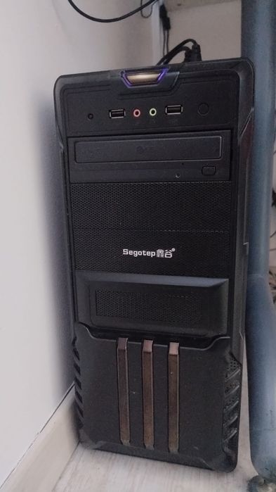 Sistem Pc Desktop pentru birou