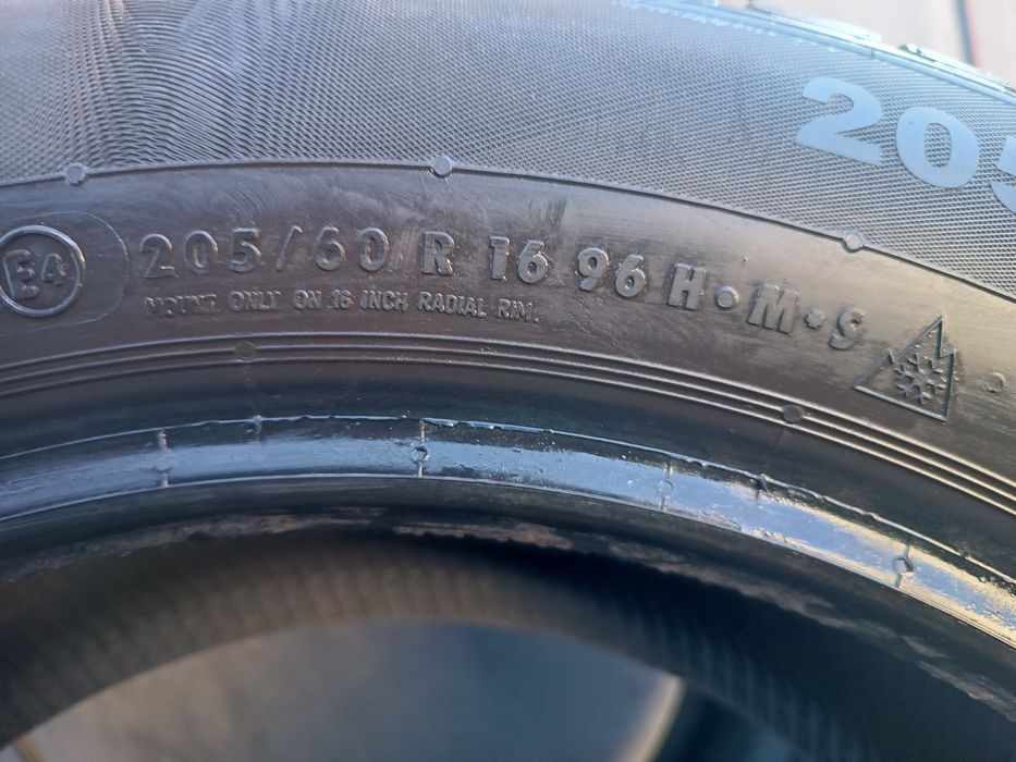 205/60/16 Continental
