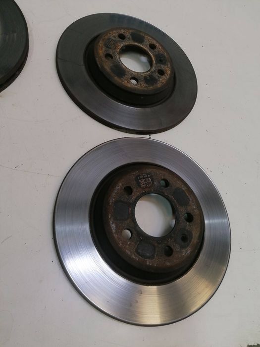 Disc discuri spate Audi A4 B8 A5 2.0 Diesel 143 Cp