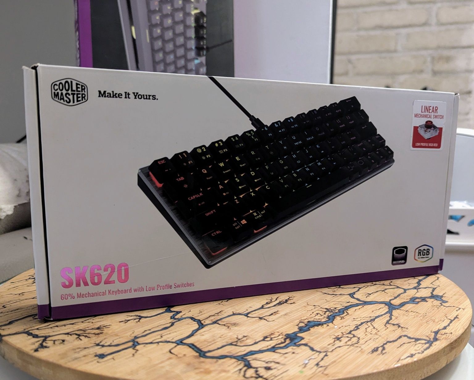 Механична клавиатура Cooler Master SK620 нова с гаранция RGB low profi