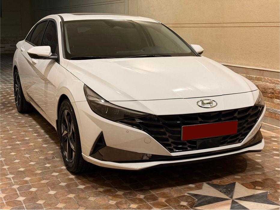 Hyundai Elantra 2022 2.0