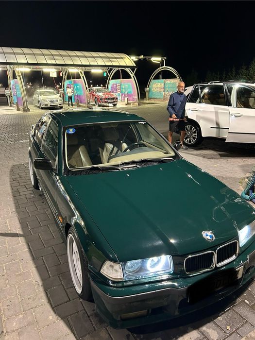 Vand Bmw e36 318i     nu dranjați inutil  va rog