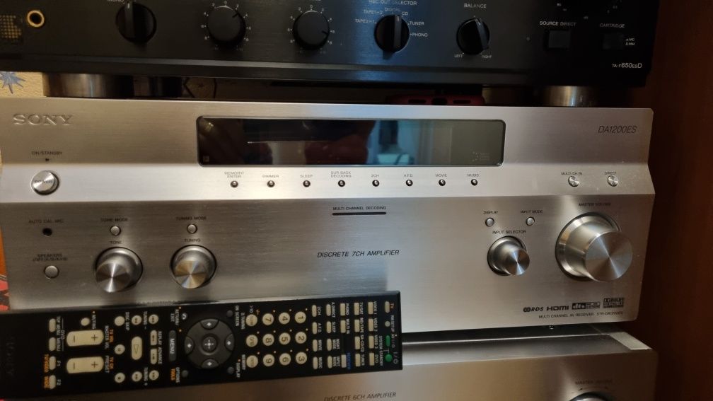 Amplificator receiver  Sony  AVR DA 1200 ES.