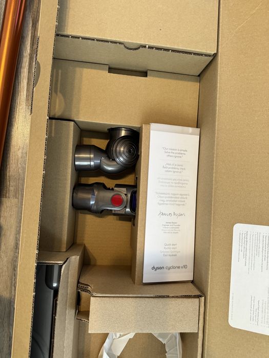 Aspirator Dyson v10 OFERTA