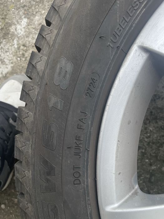 Гими зимни 215/55/17