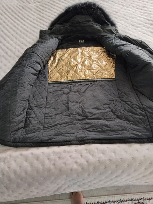 Продам куртку 54 размер ,цена 30000тг.