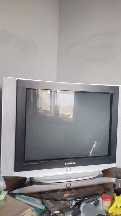 Продается телевизор