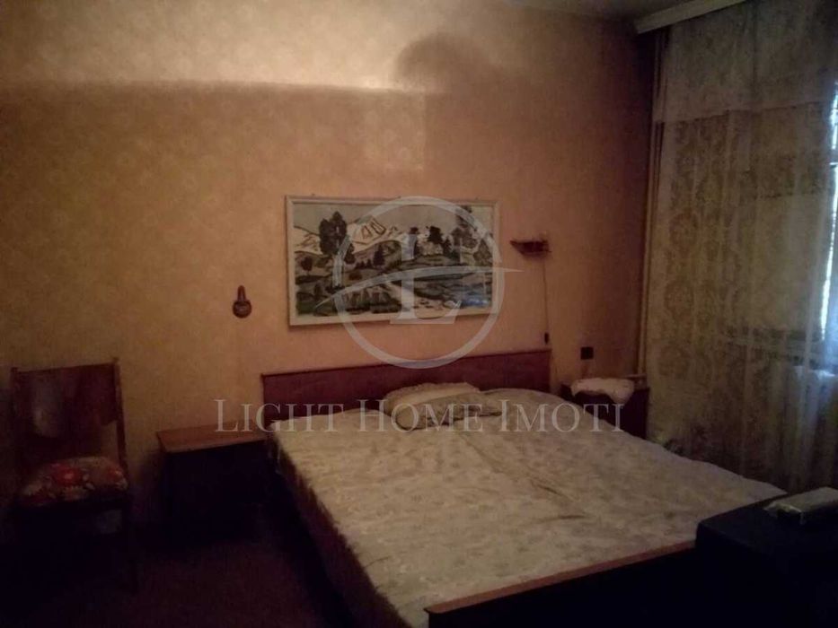 Продава се Двустаен апартамент в Пловдив, Гагарин - 64 кв.м за 1479 €/кв.м - Снимка #1