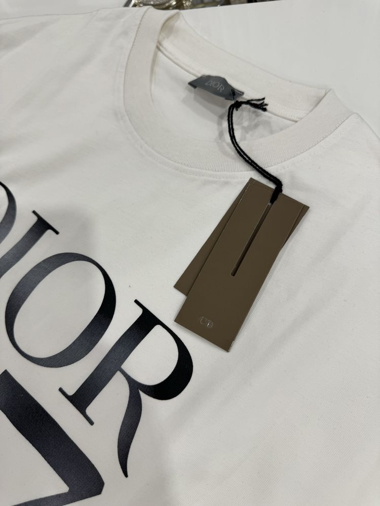 Tricou Dior, calitatea premium