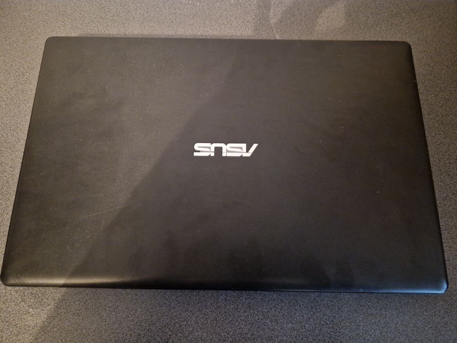 Vând laptop  ASUS