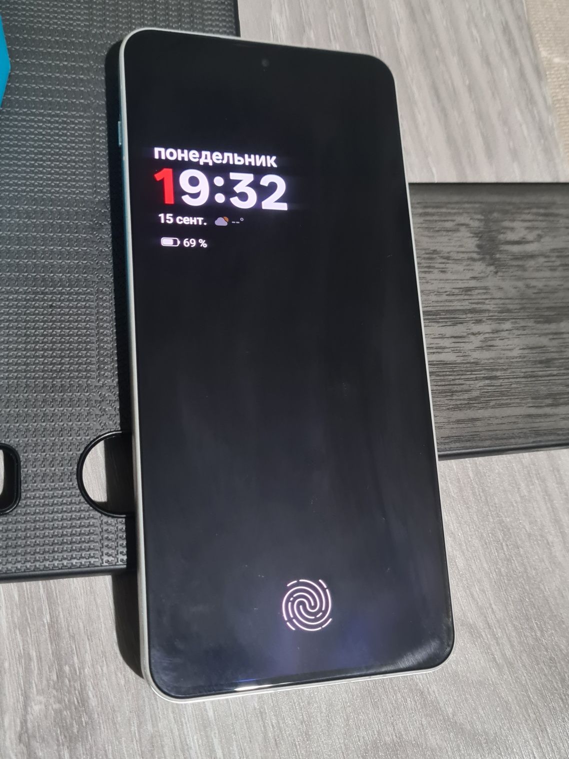 Продам OnePlus Nord 4 16/512