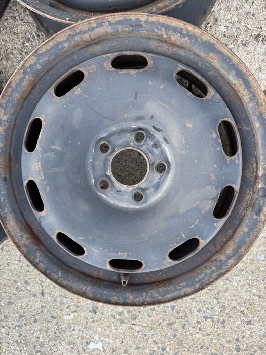 De vanzare jante tabla vw R15 6jx15 h2