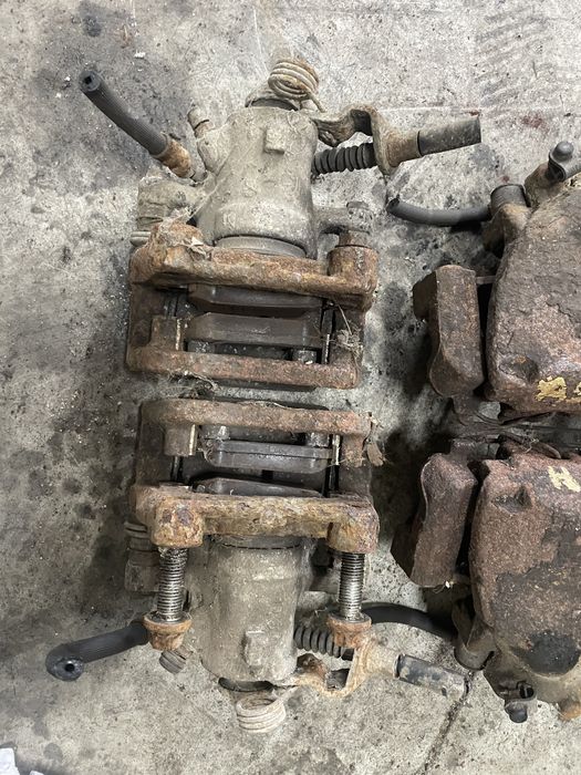 Etrier stanga / dreapta fata spate Vectra C Opel Insignia / Astra H