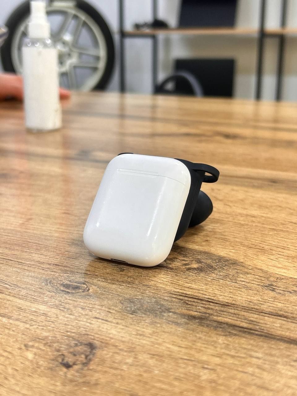 Продам AirPods 2