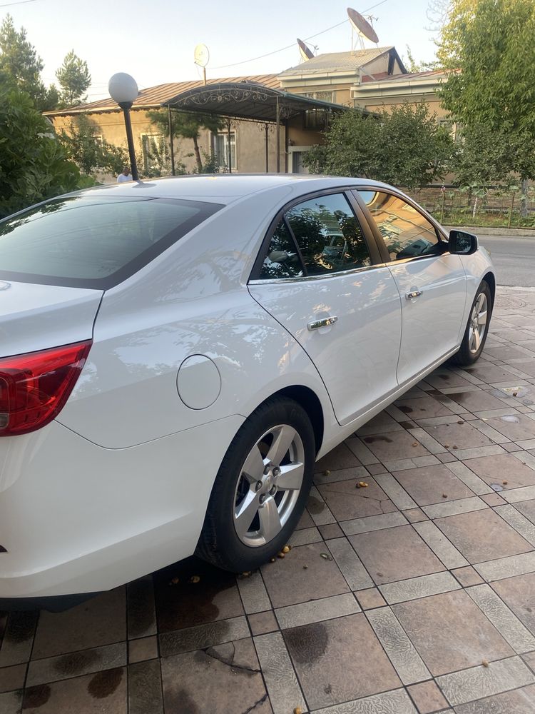 Malibu1  2pozitsiya 2012yil 3.500 probeg haloli