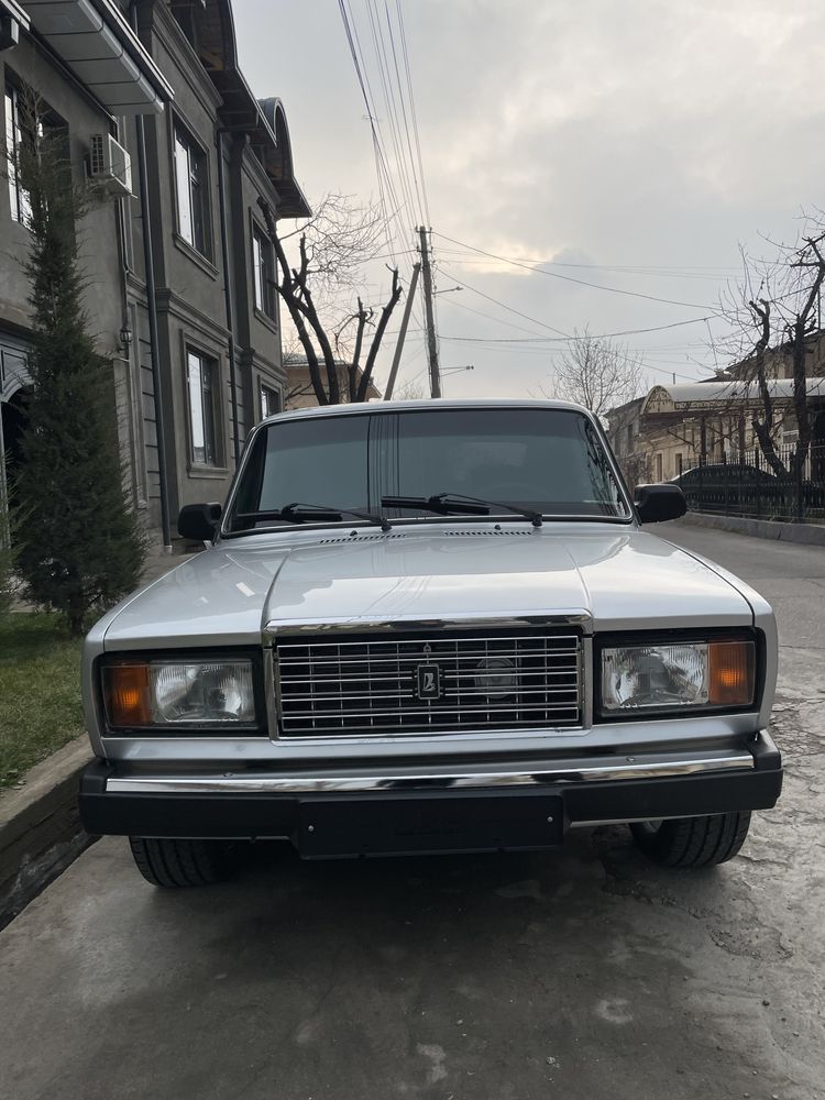 Lada 2107 Sotiladi