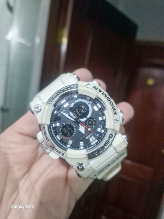 Продам часы в отличном состоянии