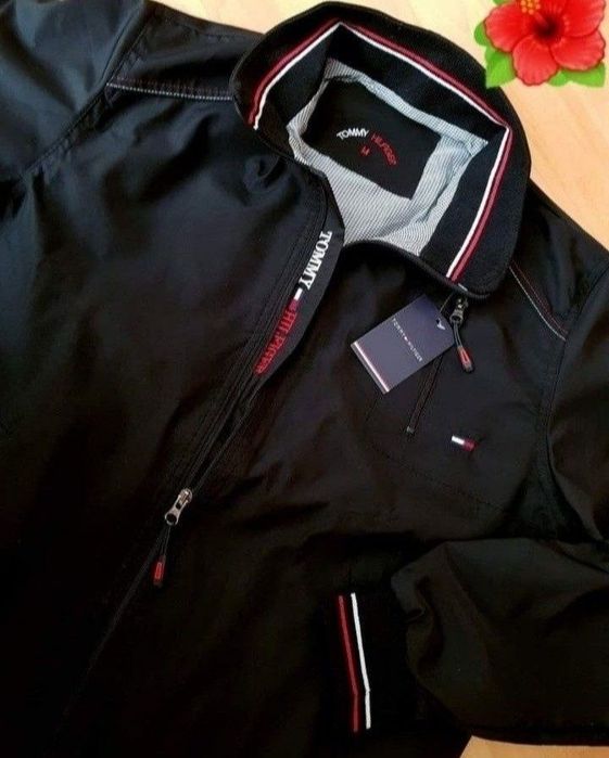 Jachete/geci primăvară/bărbați,impermeabile,diverse mărimi,logo brodat