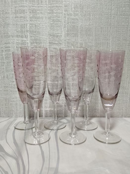 Винтажные фужеры "Рисовые зерна"  цвета "марганец".