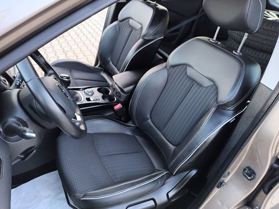 Renault kadjar  4X4  BOSSE 1.6 dci 131 cp   . panoramic
