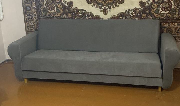 Продам 2 кресла и диван