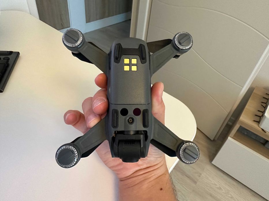 DJI Spark Mini + 2 Baterii + Controller